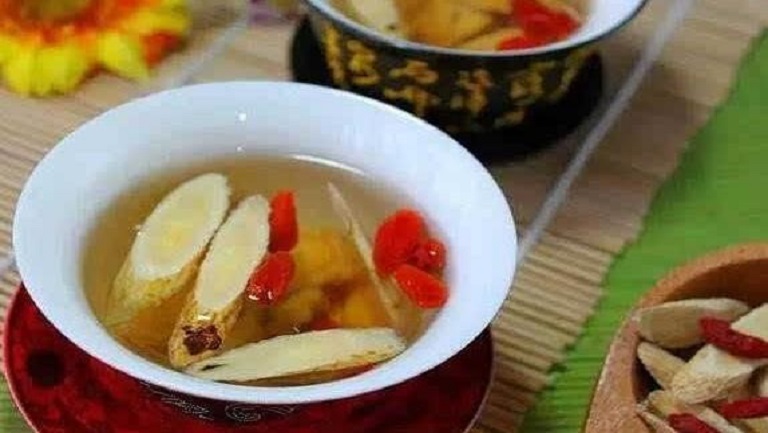 黄芪煮水喝