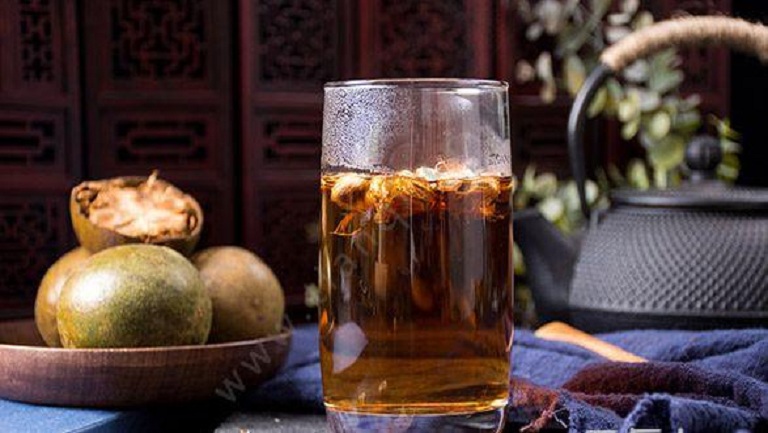 罗汉果菊花茶
