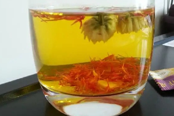 藏红花和菊花一起泡