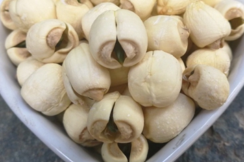 带芯莲子