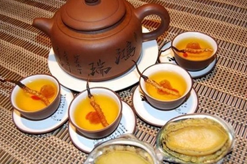 虫草水