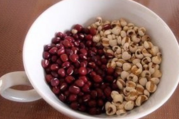 炒红豆和炒薏米同用