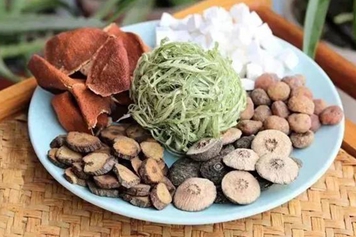 陈皮和法半夏同用