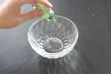 风油精加白醋