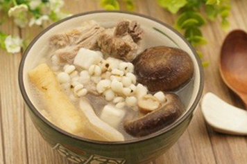 茯苓杏仁汤