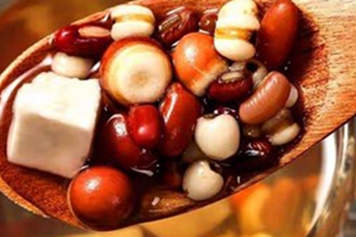 茯苓薏米赤小豆红豆芡实同用