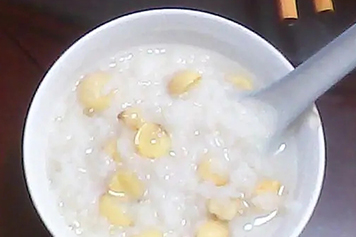 大米莲子粥