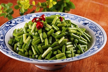 醋泡蒜苔