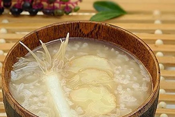 葱头和姜煮水