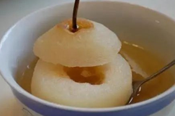 冰糖炖梨子