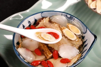 红枣枸杞桂圆黄芪当归党参泡水